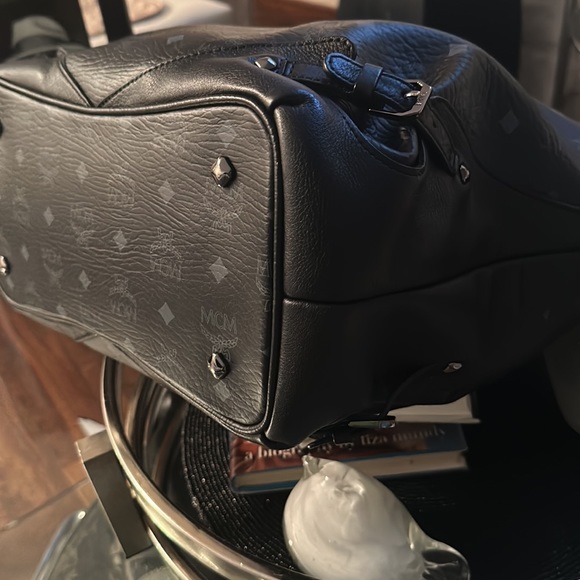 MCM Leather Tote - Picture 7 of 15